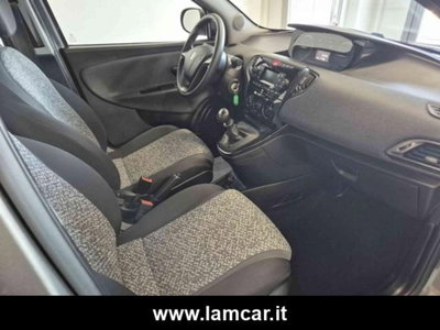 Lancia Ypsilon 1.0 FireFly 5 porte S&S Hybrid Ecochic Silver (5)