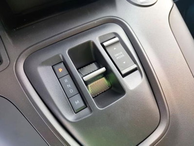 Fiat Qubo 1.5 d La Prima 130cv at8 (11)