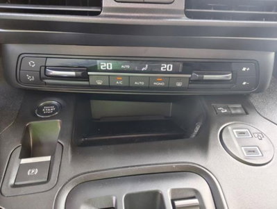 Fiat Qubo 1.5 d La Prima 130cv at8 (9)