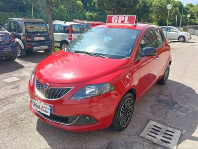 Lancia Ypsilon 1.2 69 CV 5 porte GPL Ecochic Alberta Ferretti usata