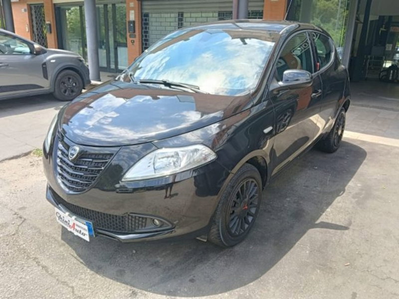 Lancia Ypsilon 0.9 TwinAir 85 CV 5 porte Metano Ecochic Elefantino