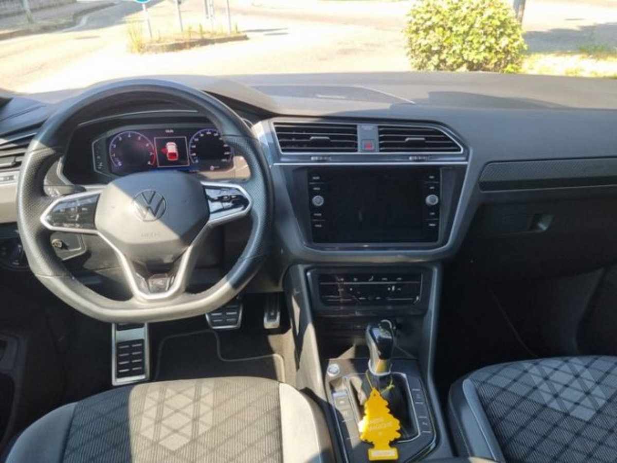 Volkswagen Tiguan 1.5 TSI 150 CV DSG ACT R-Line (9)