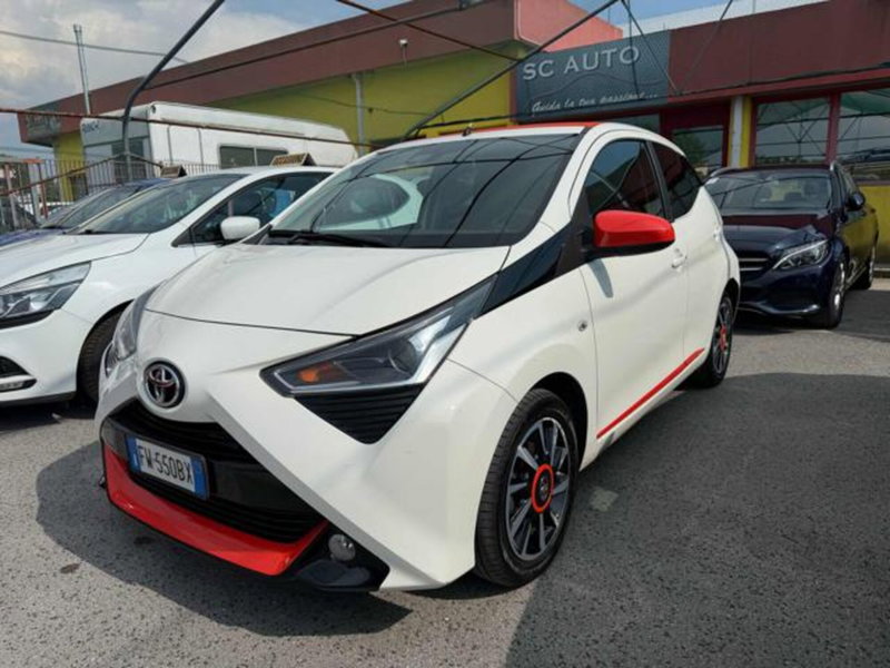 Toyota Aygo 1.0 VVT-i 72 CV 5 porte x-wave orange