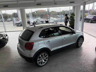 Volkswagen Polo Cross 1.4 TDI BlueMotion Technology (4)