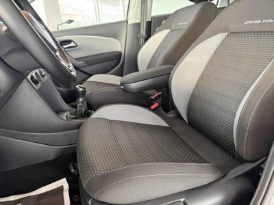 Volkswagen Polo Cross 1.4 TDI BlueMotion Technology (8)