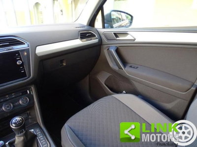 Volkswagen Tiguan 2.0 TDI 150 CV SCR DSG 4MOTION R-Line (11)