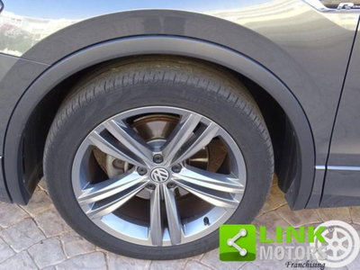 Volkswagen Tiguan 2.0 TDI 150 CV SCR DSG 4MOTION R-Line (13)