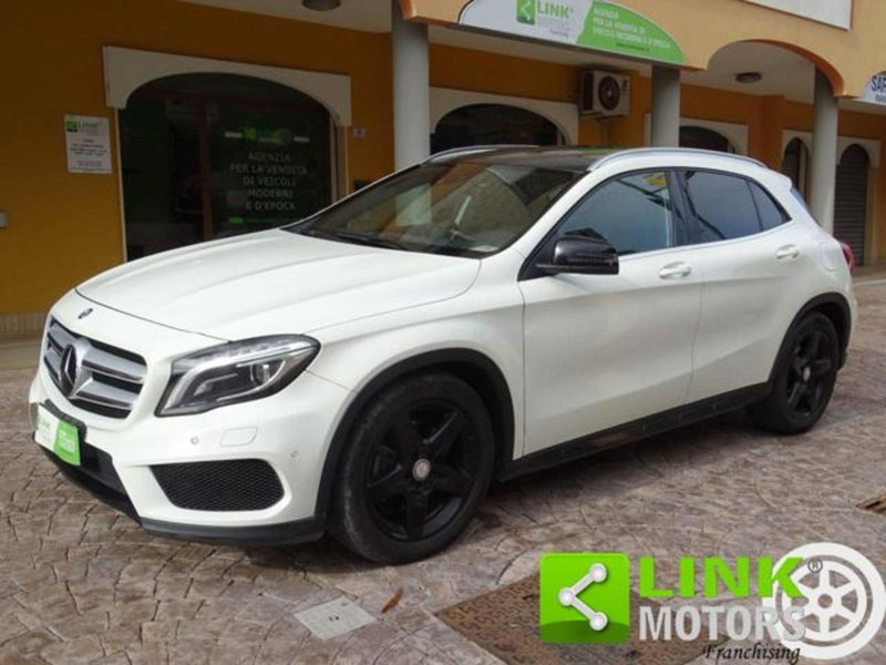Mercedes-Benz GLA SUV 220 CDI Automatic 4Matic Premium