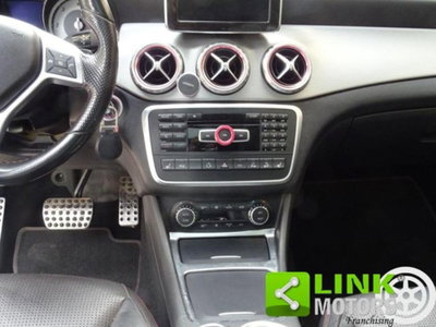 Mercedes-Benz GLA SUV 220 CDI Automatic 4Matic Premium (12)