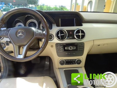 Mercedes-Benz GLK 200 CDI Premium (10)
