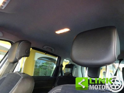 Renault Scenic E-Tech Electric 1.5 dCi 110CV Attractive (12)