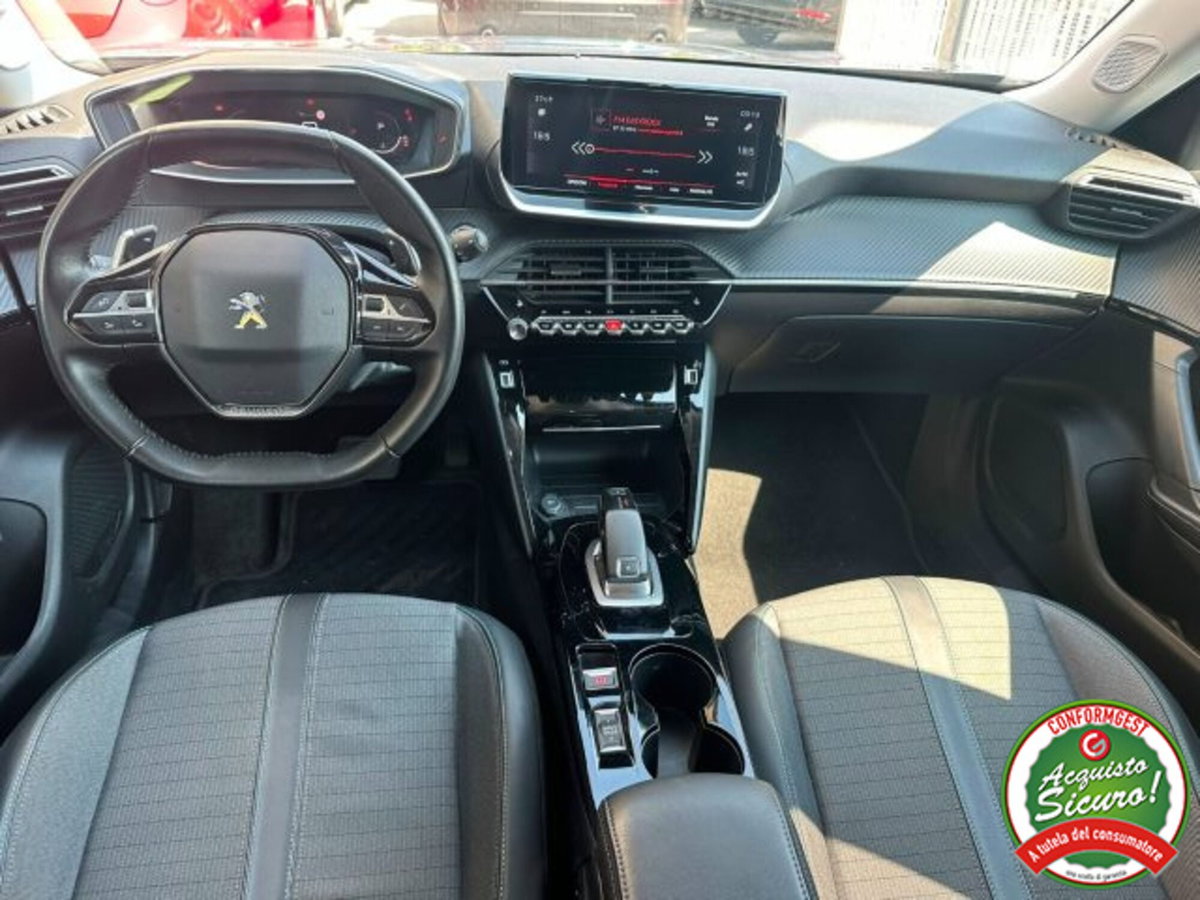 Peugeot 2008 BlueHDi 130 S&S EAT8 Allure Navi Pack (10)