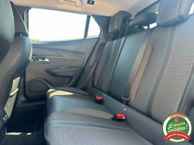 Peugeot 2008 BlueHDi 130 S&S EAT8 Allure Navi Pack (18)