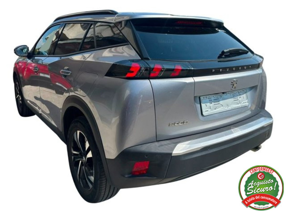Peugeot 2008 BlueHDi 130 S&S EAT8 Allure Navi Pack (4)