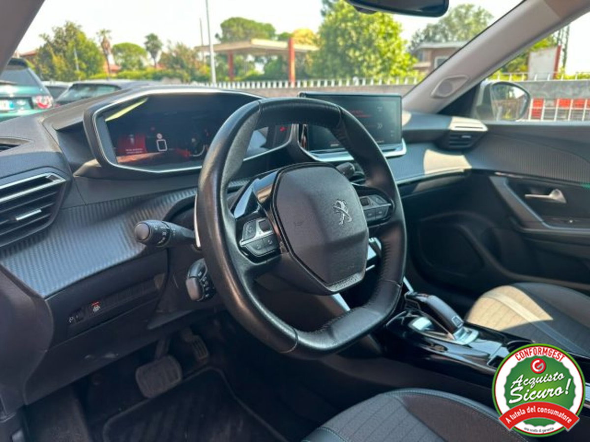 Peugeot 2008 BlueHDi 130 S&S EAT8 Allure Navi Pack (5)