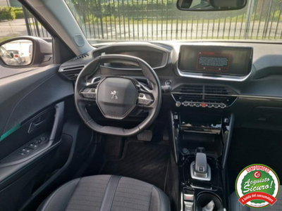 Peugeot 2008 BlueHDi 130 S&S EAT8 Allure Navi Pack (8)