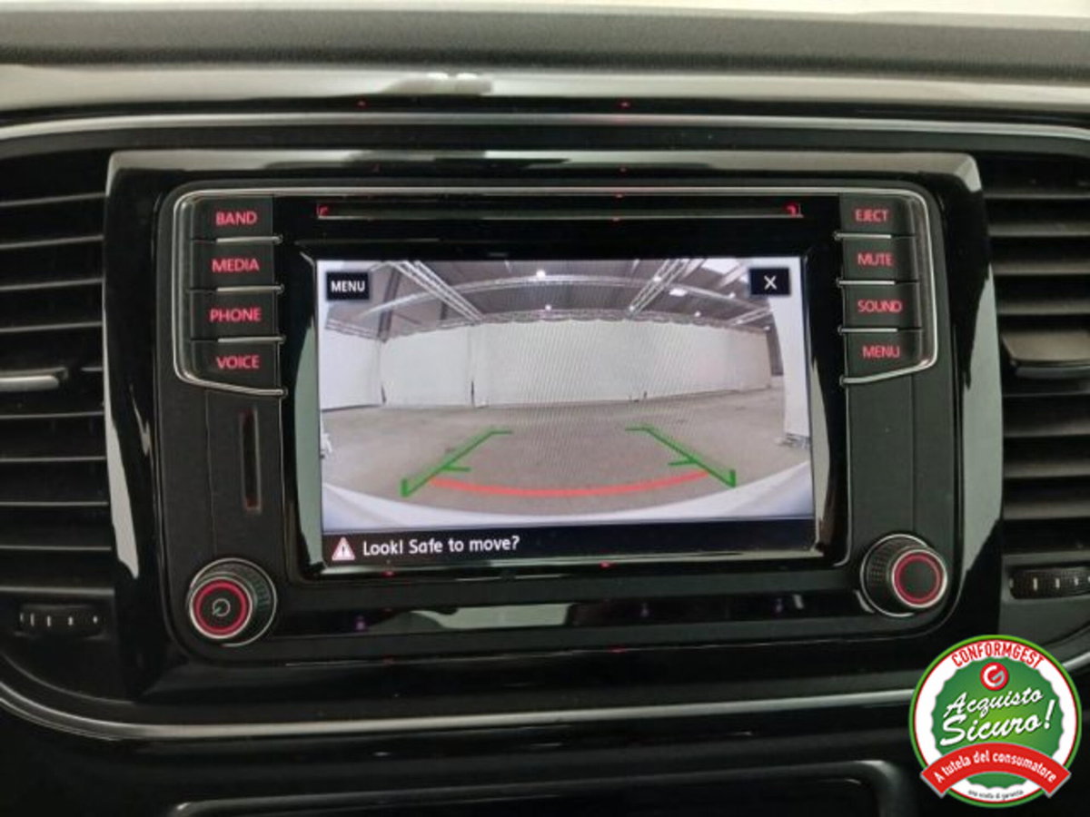 Volkswagen Maggiolino Cabrio 2.0 TSI DSG Sport (10)