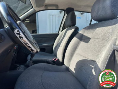 Renault Clio Storia 1.2 5 porte Confort (5)