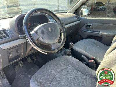 Renault Clio Storia 1.2 5 porte Confort (9)