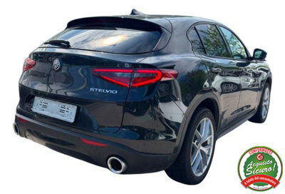 Alfa Romeo Stelvio Stelvio 2.0 Turbo 200 CV AT8 Q4 Super Business (2)