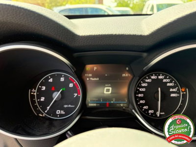 Alfa Romeo Stelvio Stelvio 2.0 Turbo 200 CV AT8 Q4 Super Business (7)