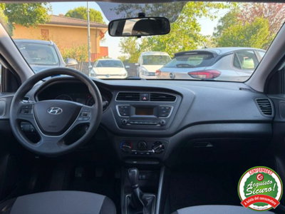 Hyundai i20 1.2 5 porte Classic (8)