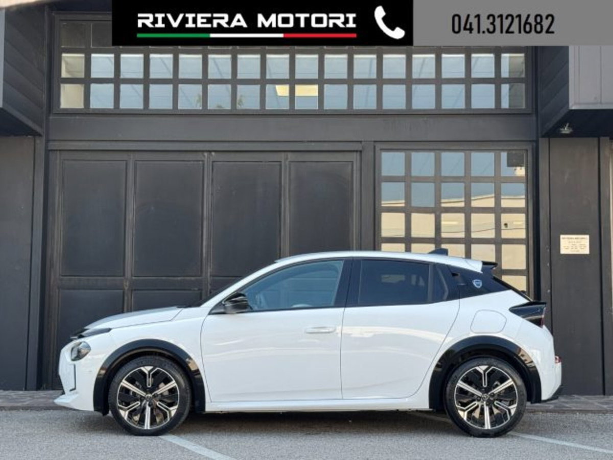 Lancia Ypsilon 1.2 mhev Edizione Cassina e-dct (2)