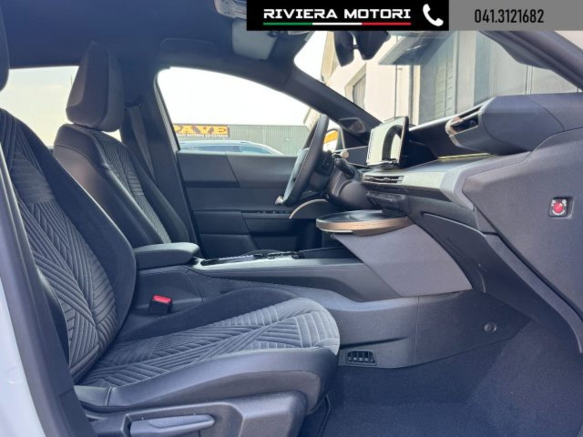 Lancia Ypsilon 1.2 mhev Edizione Cassina e-dct (7)