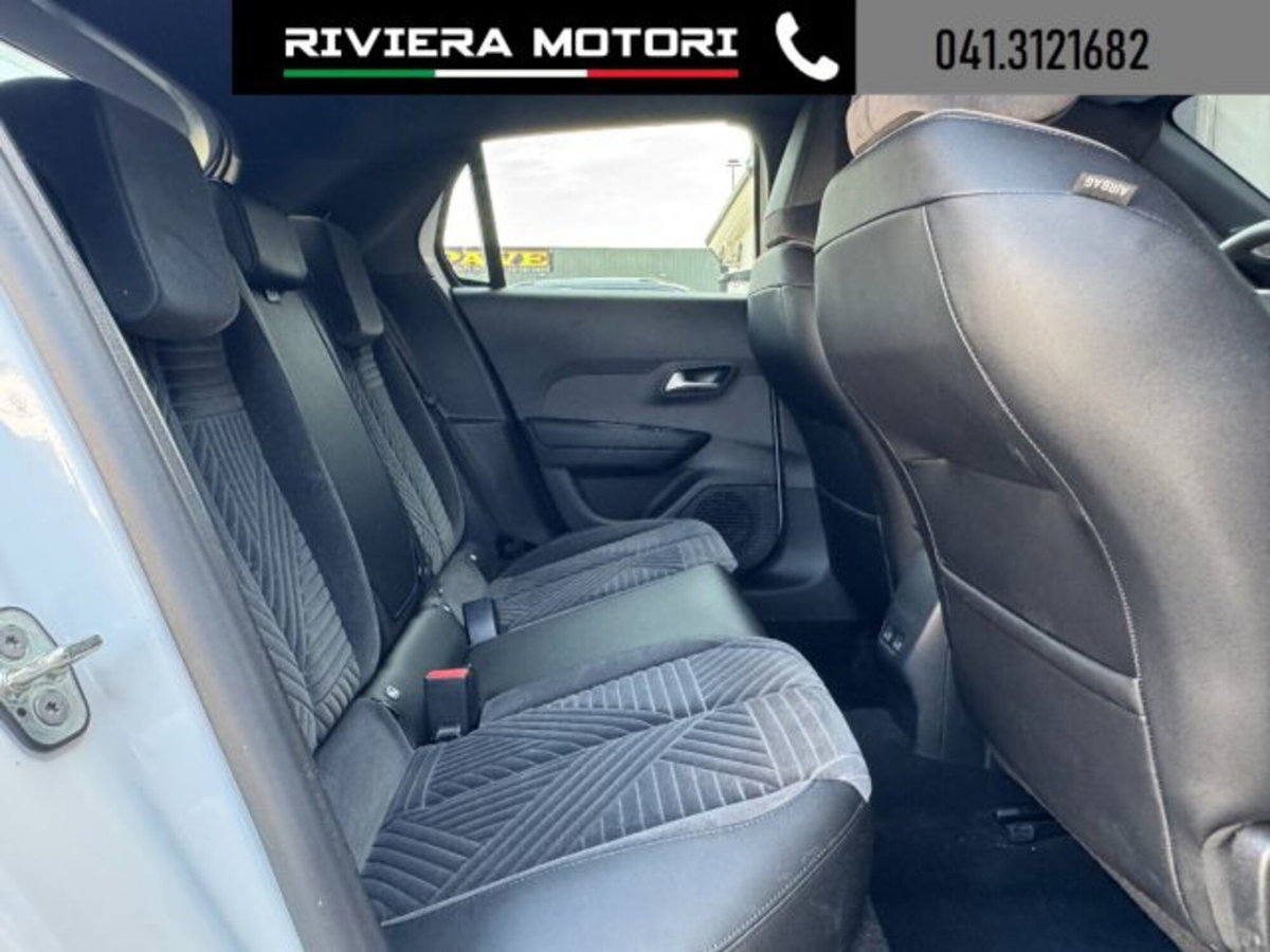 Lancia Ypsilon 1.2 mhev Edizione Cassina e-dct (8)