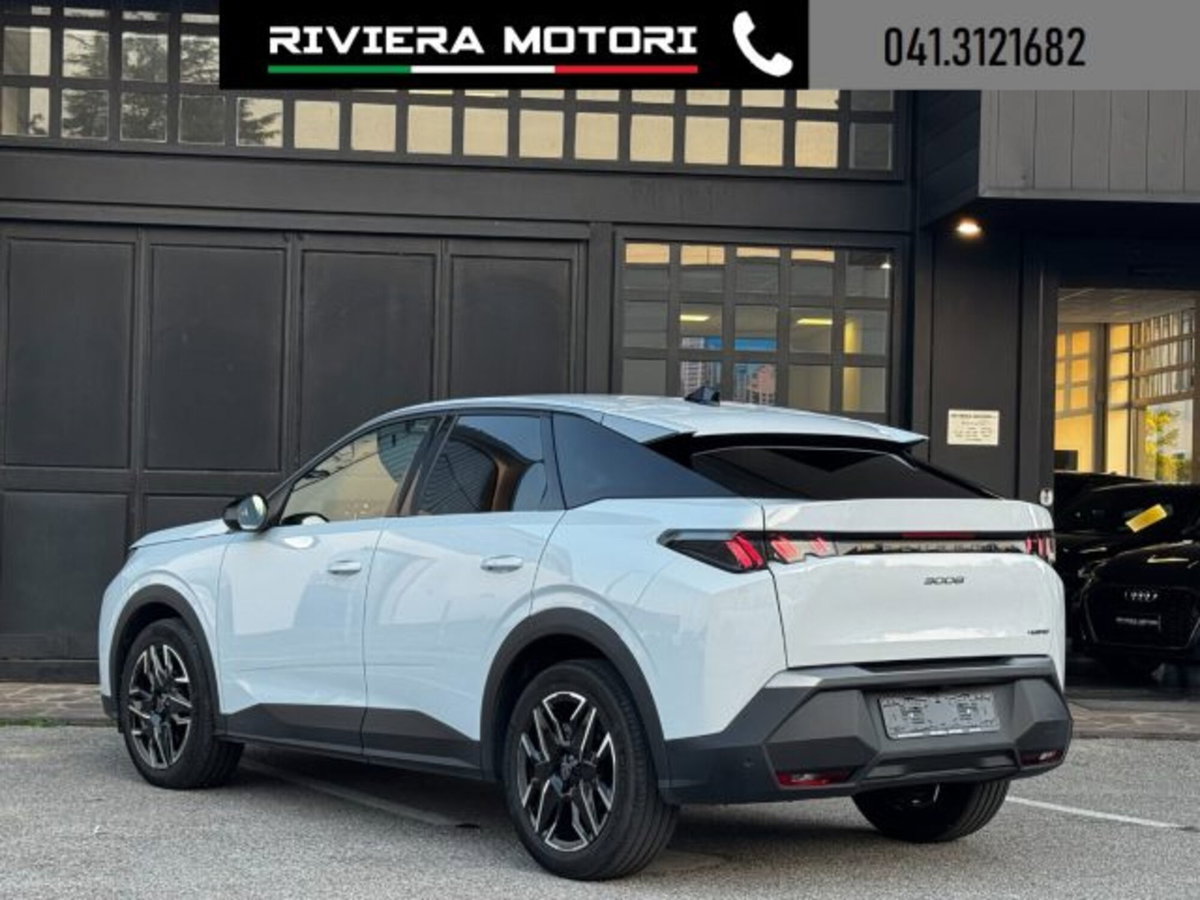 Peugeot 3008 1.2 hybrid Allure Business 145cv e-dcs6 (13)