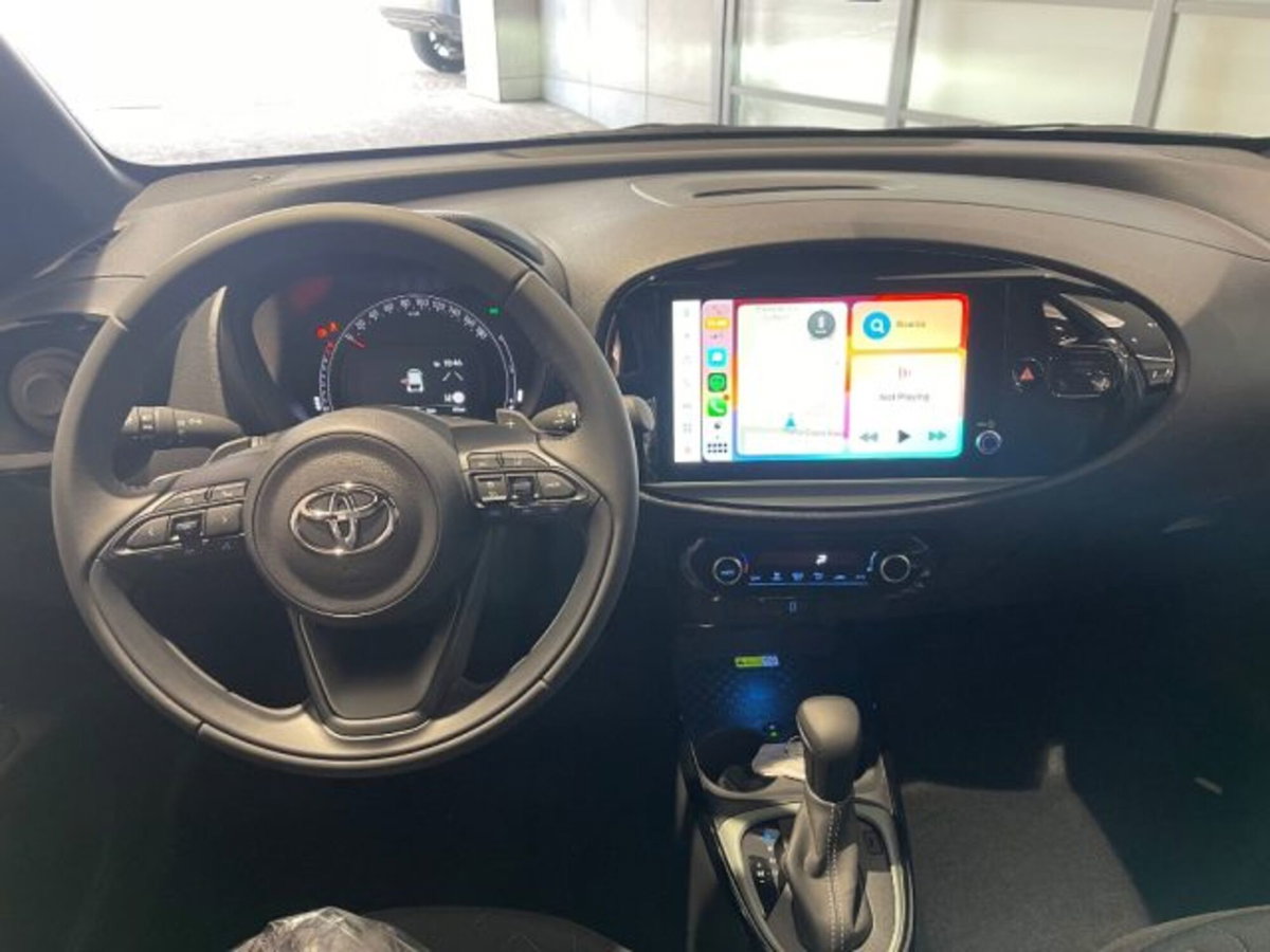 Toyota Aygo X 1.0 VVT-i 72 CV 5 porte Limited S-CVT (11)
