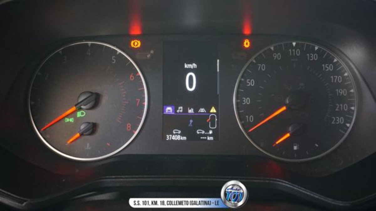 Renault Clio TCe 90 CV 5 porte Equilibre (10)