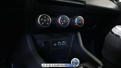 Renault Clio TCe 90 CV 5 porte Equilibre (15)