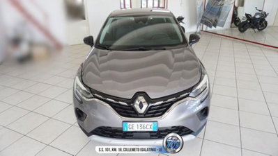 Renault Captur Blue dCi 115 CV EDC Business (2)