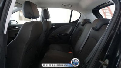 Opel Corsa 1.4 90CV GPL Tech 5 porte Cosmo (17)