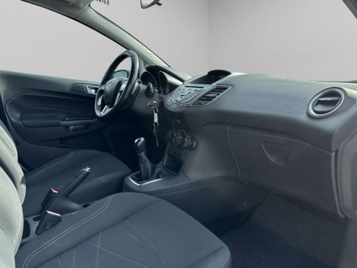 Ford Fiesta 1.2 60CV 5p. Tit. (16)