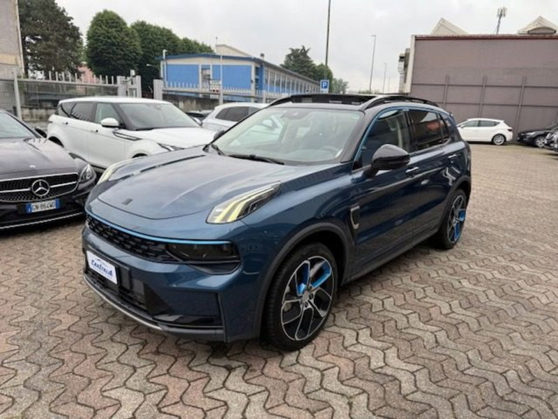 Lynk & Co 01 01 1.5 td phev
