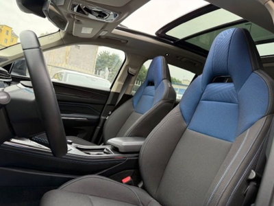 Lynk & Co 01 01 1.5 td phev (11)