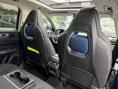 Lynk & Co 01 01 1.5 td phev (19)