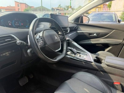 Peugeot 3008 Hybrid 225 e-EAT8 Allure (8)