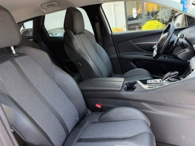 Peugeot 3008 Hybrid 225 e-EAT8 Allure Pack (10)