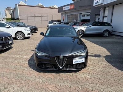 Alfa Romeo Giulia 2.2 Turbodiesel 210 CV AT8 AWD Q4 Veloce (2)
