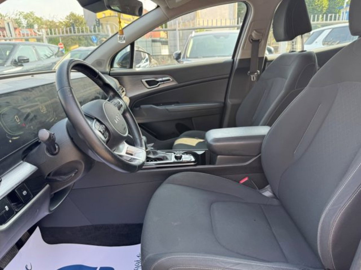 Kia Sportage 1.6 crdi mhev Business dct (12)