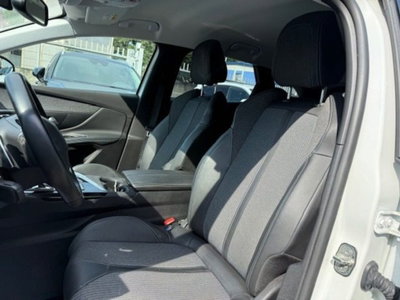 Peugeot 3008 BlueHDi 130 S&S EAT8 Allure Pack (9)