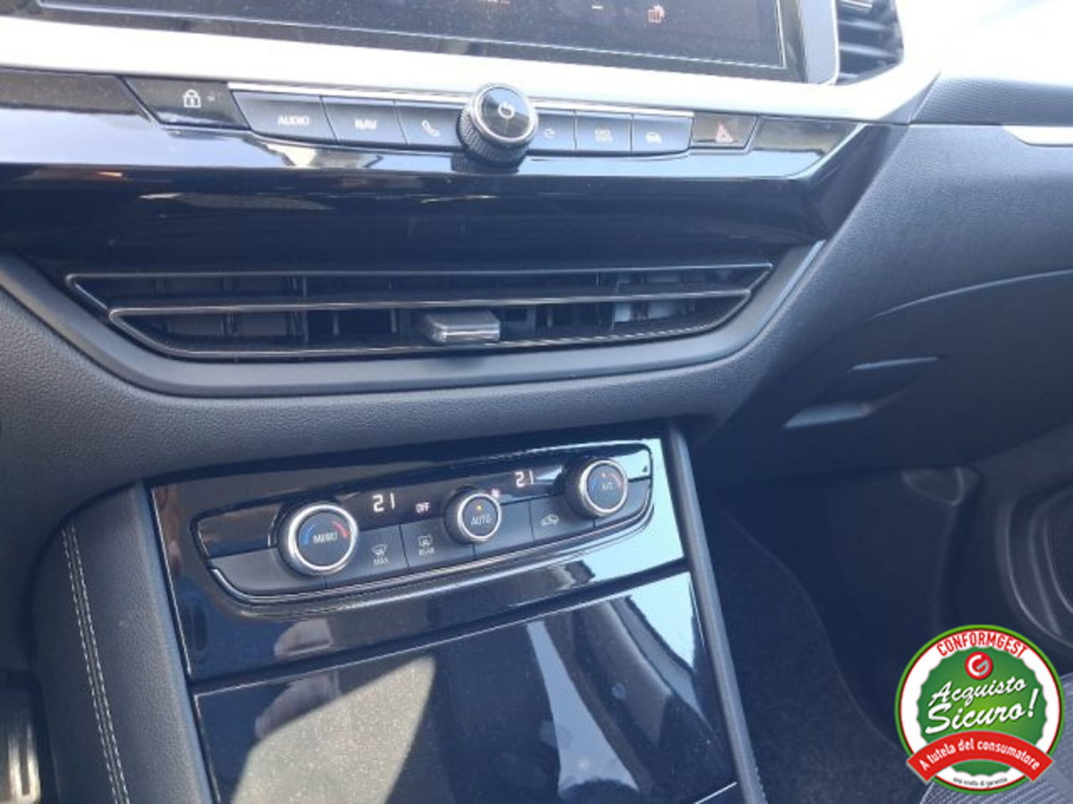 Opel Grandland 1.6 PHEV aut. FWD Business Elegance (16)