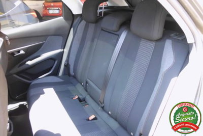Peugeot 3008 BlueHDi 130 S&S EAT8 Active Business (12)