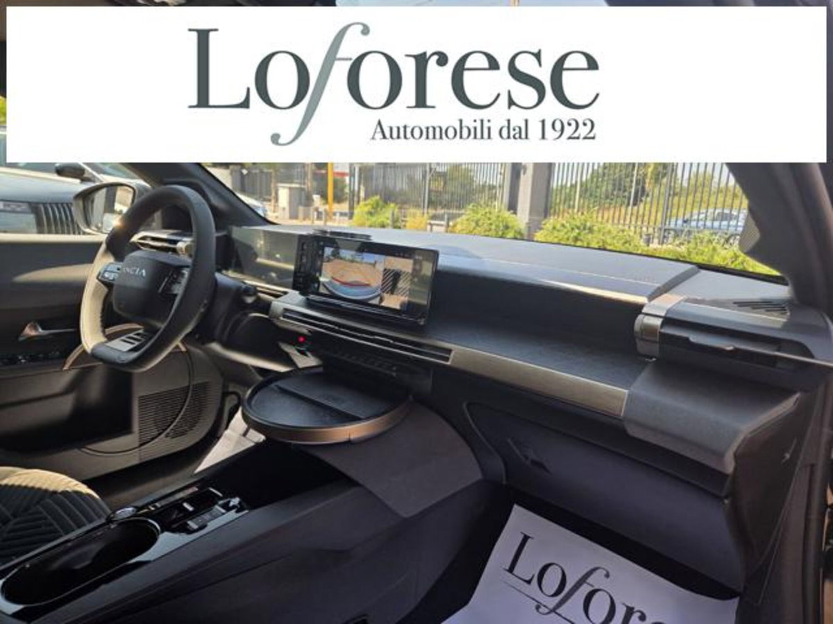 Lancia Ypsilon 1.2 mhev Edizione Cassina e-dct (12)