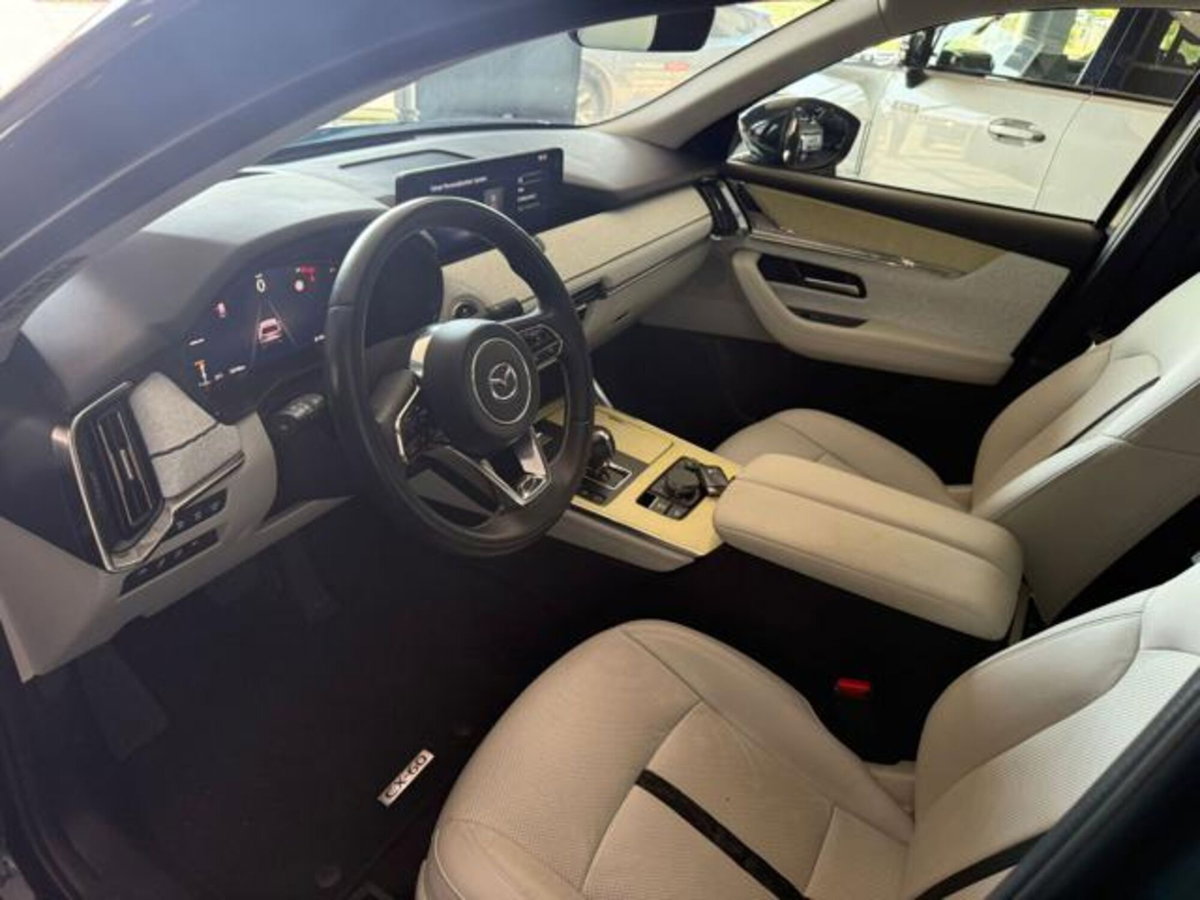 Mazda CX-60 3.3L e-Skyactiv D 249 CV M Hybrid AWD Takumi (8)