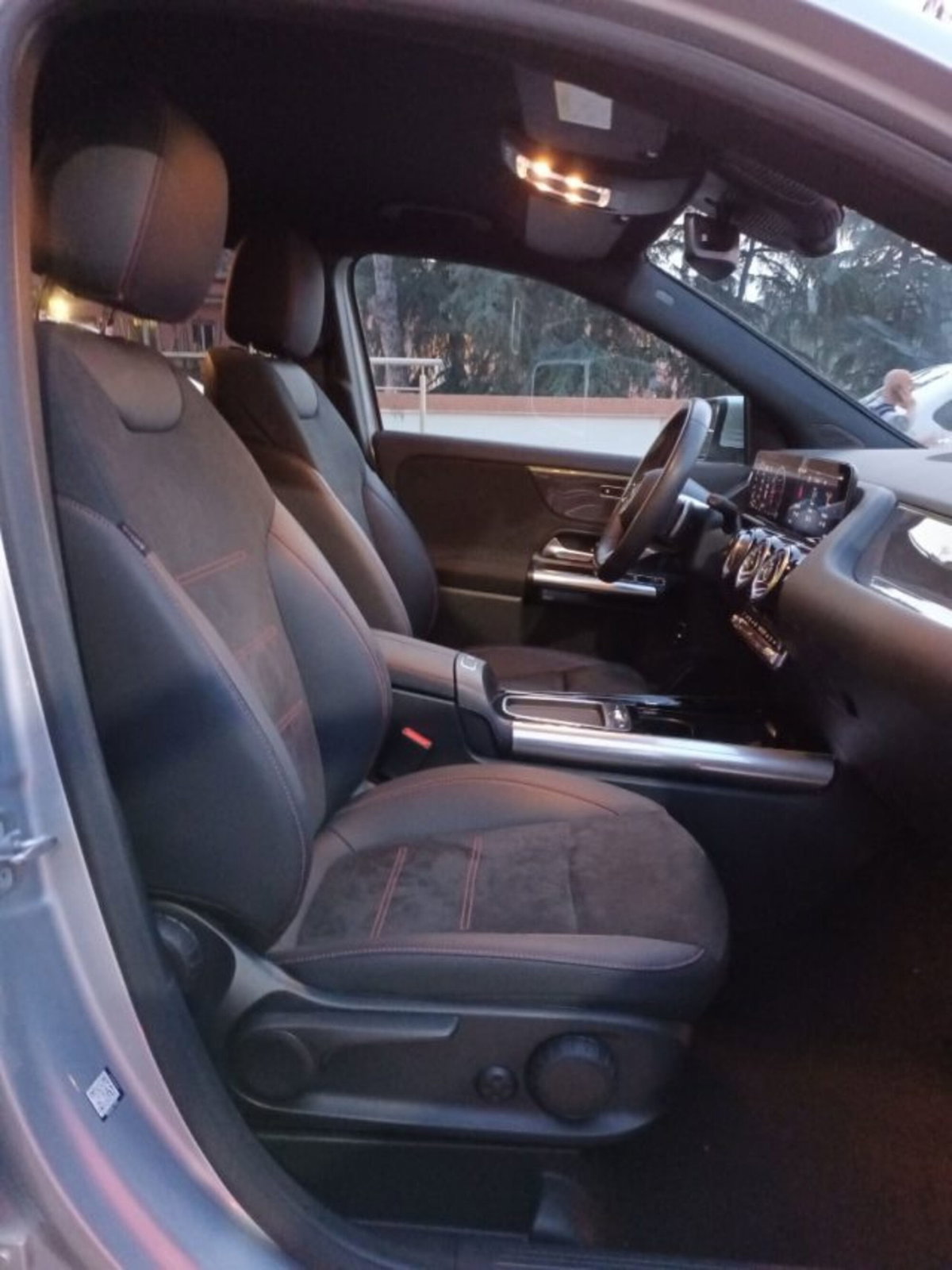 Mercedes-Benz GLA SUV 200 d AMG Line Premium Plus 4matic auto (10)
