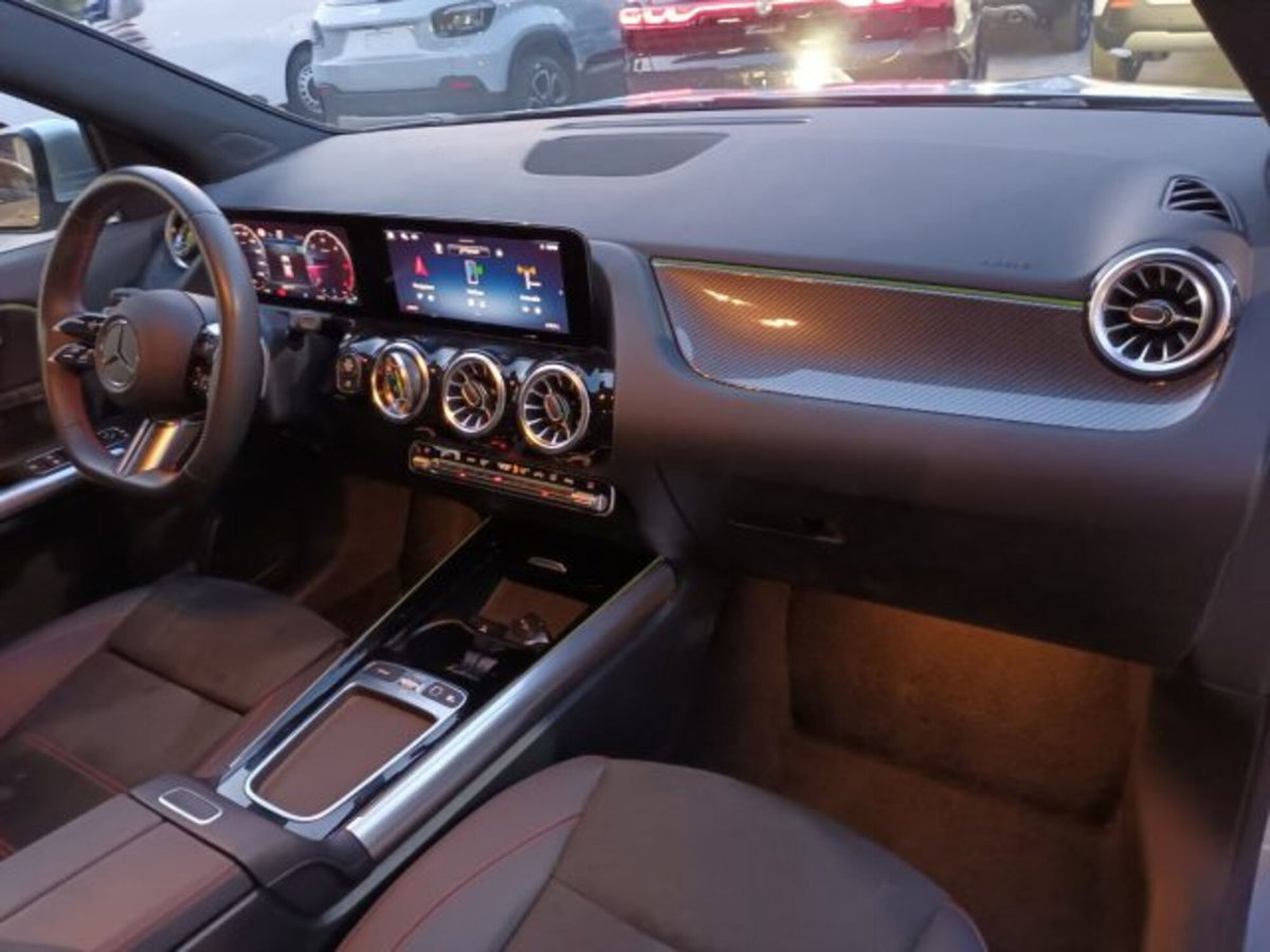 Mercedes-Benz GLA SUV 200 d AMG Line Premium Plus 4matic auto (11)